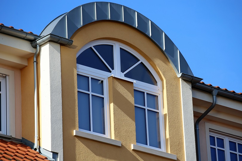 Rundfenster mit Oberlicht
